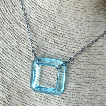 Bombay Gin Mini Necklace