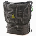 9 Quart Messenger Bag